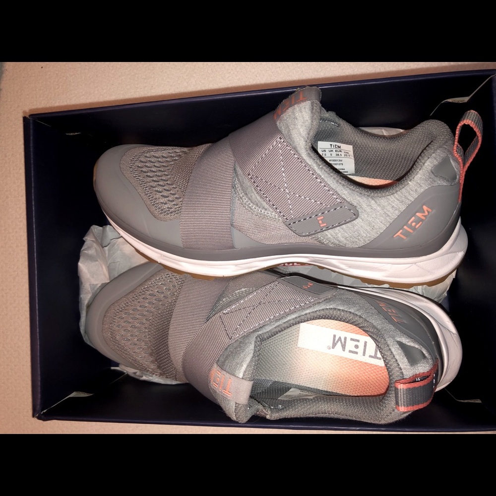 TIEM WOMEN’S Cycling Shoes SLIPSTREAM SZ 7.5 GRAY